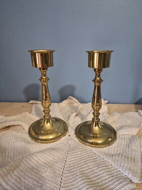 Vintage Carolina Brass Candlestick pair 8"